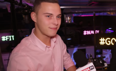 Adam Zdrójkowski (Rodzinka pl, prod TVP) pokazał na portalu Instagram nowy tatuaż. Co na to jego dziewczyna Wiktoria Gąsiewska?