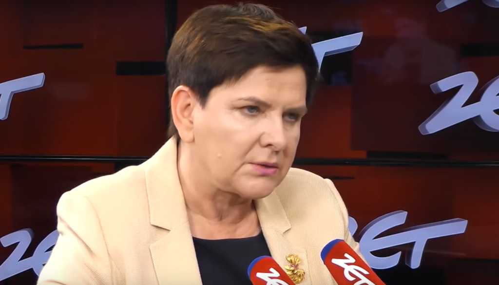 W sieci pojawiła się w ostatnim czasie informacja mówiąca,  iż syn byłej premier polskiego rządu, Beaty Szydło -  ks. Tymoteusz Szydło miałby być ojcem.