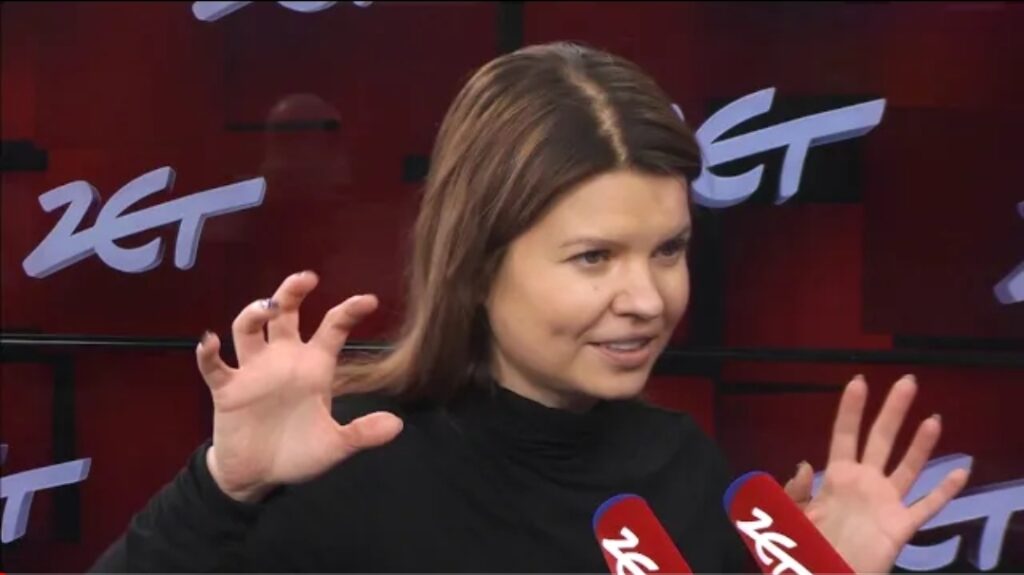 Marta Manowska to prowadząca takich programów telewizyjnych TVP jak Rolnik szuka Żony,  Sanatorium Miłości oraz już wkrótce również The Voice Senior.