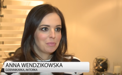 Wendzikowska na Insta w bikini! Znowu... Część fanów gwiazdy "M jak miłość" (TVP2) i prezenterki TVN zaczyna mieć dość jej ekhibicjonizmu.