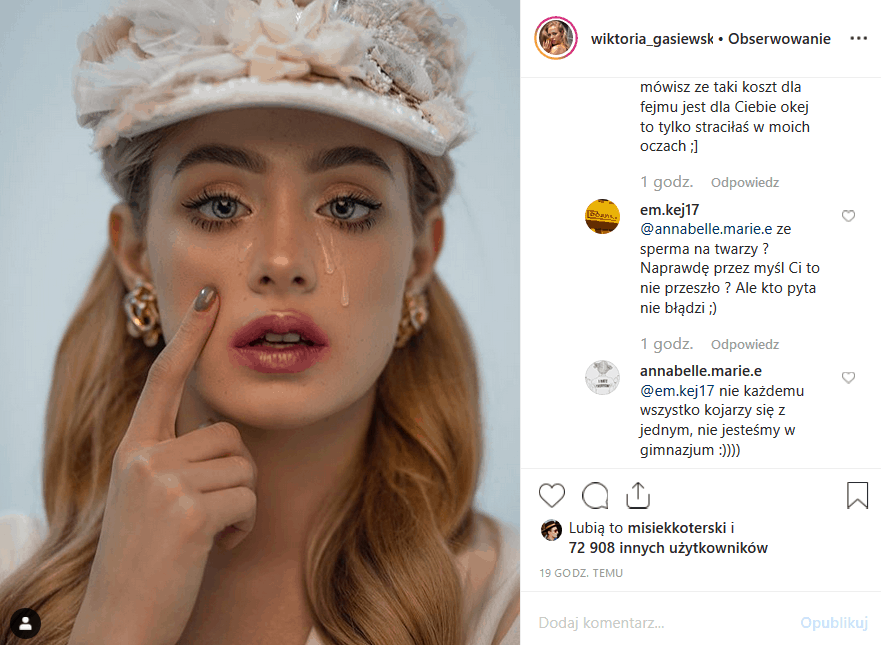 Gąsiewska i wpadka? Wydaje sie to niemożliwe, ale Instagram śmieje się, że gwiazda seriali TVP2 "Rodzinka pl" i "Barwy szczęścia" ma spermę na twarzy!