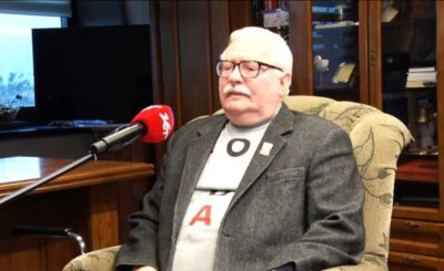 Lech Wałęsa opuścił świątynię, kiedy zapowiedziano przemówienie jakie miał wygłosić prezydent Andrzej Duda. Moment uchwyciła kamera Polsat.