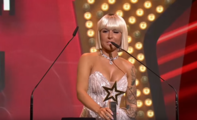 Blanka Lipińska w bikini na Insta pokazuje, że pisząc odpowiedź na "50 twarzy Greya", czyli "365 dni" wiedziała o co chodzi. Potwierdza to sesja dla CKM