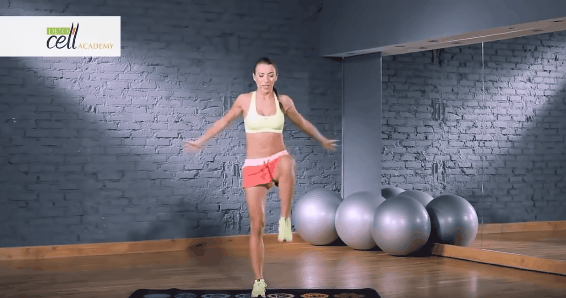 Ewa Chodakowska w bikini reklamuje na Insta swoje ćwiczenia. Gwiazda "Dance, Dance, Dance", "Pytanie na śniadanie", "Dzień dobry TVN" zachwyca ciałem