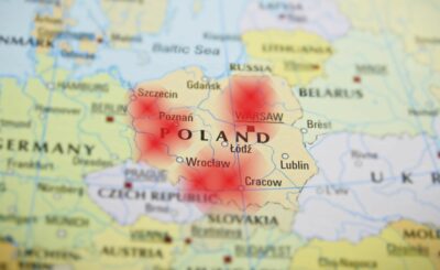 Epidemia koronawirusa: Kolejny pacjent w stanie ciężkim trafił do szpitala na OIOM. Koronawirus w Polsce powoduje nowe zachorowania, ile jest zarażonych?
