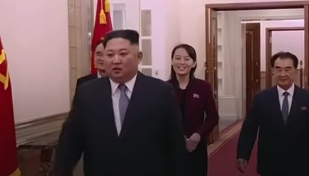 Kim Dzong Un pokazał się publicznie- twierdzi Korea, wciąż jednak krążą plotki o tym że nie żyje, jest w śpiączce bądź trawi go poważna choroba- gdzie jest?