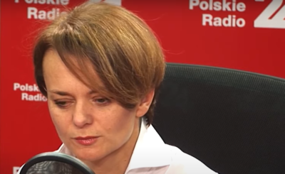Druga fala epidemii koronawirusa spodziewana jest jesienią, minister rozwoju Jadwiga Emilewicz potwierdza powrót do większości obostrzeń.