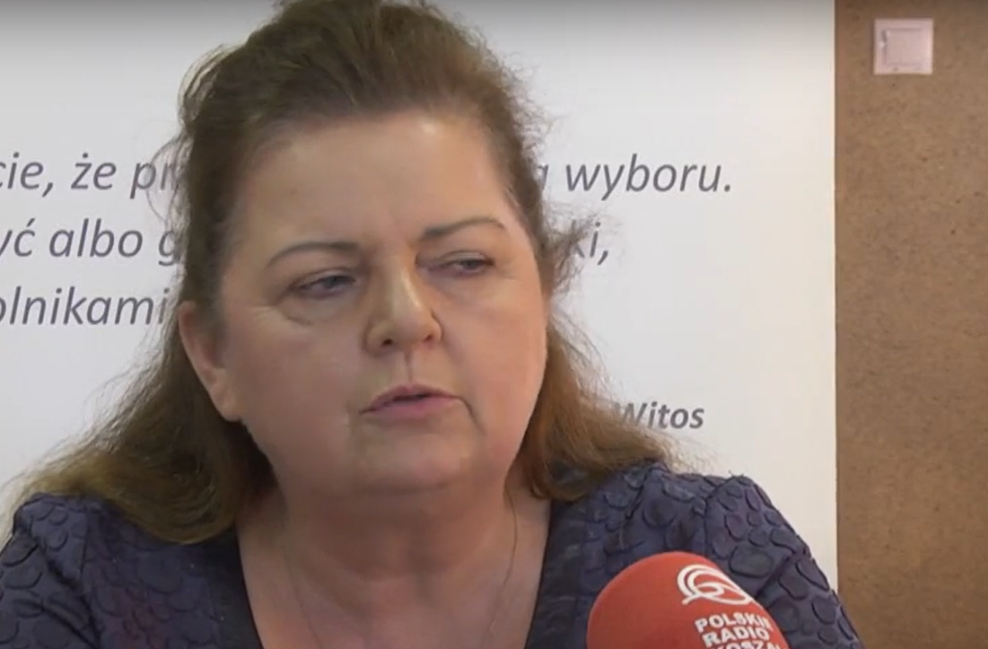 Renata Beger będąca z partii Samoobrona, tej samej co Andrzej Lepper - wróciła i protestuje przeciwko PiS, jej metamorfoza powala