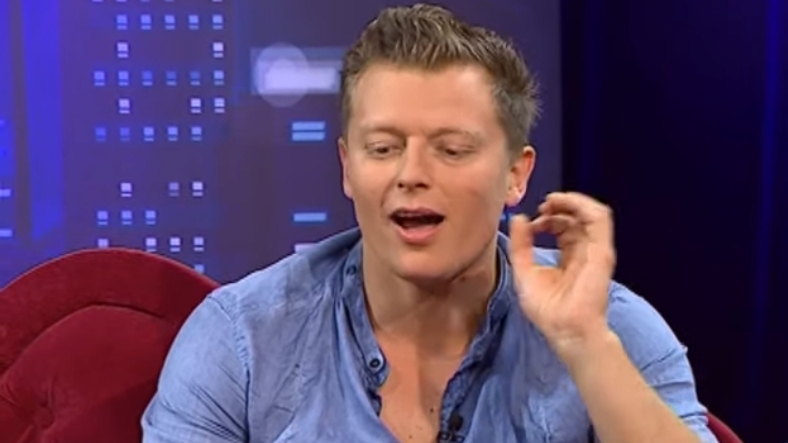 Rafał Brzozowski - gwiazdor TVP i prowadzący takich show jak między innymi "Koło fortuny" oraz aktualnie "Jaka to melodia" w ostatnim wywiadzie wsparł LGBT.