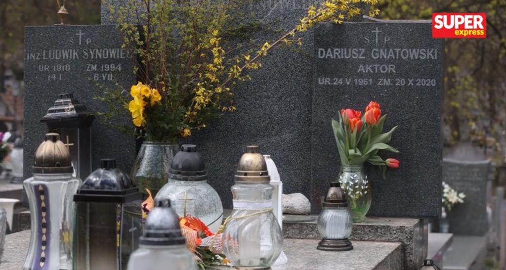 Jak dziś wygląda grób Dariusz Gnatowskiego, aktora serialu Świat według Kiepskich??