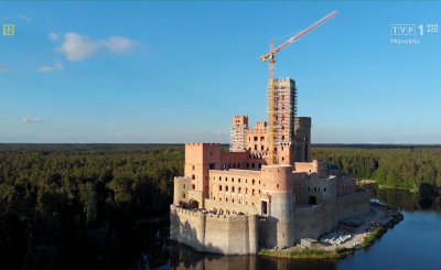 Jeżeli pozwolenie na budowę zostanie cofnięte zamek w Stobnicy budowany na terenie Puszczy Noteckiej pójdzie do rozbiórki.