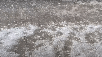 Pogodowy armagedon nadciąga nad Polskę. Trąby powietrzne i grad