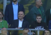 Tak kibice przywitali Nawrockiego na stadionie. Ten transparent widzieli wszyscy