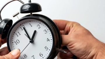 Koniec ze zmianą czasu w Polsce. Właśnie podano konkretny termin
