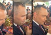 Nagle Nawrocki zabrał telefon dziewczynce. Nie do wiary co zrobił na oczach tłumu
