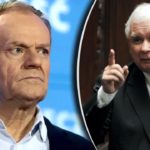 Minął dopiero miesiąc od zaprzysiężenia Karola Nawrockiego, a już zdążył stać się główną twarzą opozycji wobec rządu Donalda Tuska. Z jego aktywności korzysta Jarosław Kaczyński, który w cieniu prezydenckich działań szykuje partię na kolejne wybory. W PiS panuje euforia, ale też rosną obawy, czy ta współpraca utrzyma się na dłużej. Dynamiczny start. Siedem wet i własne inicjatywy Karol Nawrocki został zaprzysiężony 6 sierpnia 2025 roku. Już w pierwszym miesiącu urzędowania zawetował siedem ustaw, podpisał trzydzieści, a do Sejmu skierował sześć własnych projektów. Zwołał Radę Gabinetową, odbył szczyt z liderami państw bałtyckich i odbył pierwszą wizytę zagraniczną – spotkał się z Donaldem Trumpem w Białym Domu, a następnie z papieżem Leonem XIV oraz włoskimi przywódcami. Politycy z jego otoczenia nie kryją satysfakcji. – Dokładnie taki był plan: pokazać nową energię i sprawczość, a przy okazji grillować rząd – mówią współpracownicy prezydenta. Sam Nawrocki nie przebiera w słowach, gdy komentuje działania gabinetu: Tuska określa jako „najgorszego premiera po 1989 roku”. „Pancerna pięść Nowogrodzkiej” Jarosław Kaczyński od początku liczył na to, że Pałac Prezydencki stanie się głównym ośrodkiem uderzeń w rząd. Ten scenariusz sprawdza się w stu procentach. – Prezes jest w świetnej formie, wyluzowany, bo robi to, co lubi najbardziej, czyli zajmuje się partią, a cały medialny teatr zostawił Karolowi – mówi polityk PiS. Inny działacz określa Pałac Prezydencki mianem „pancernej pięści Nowogrodzkiej”. To obrazowe porównanie dobrze oddaje sytuację: ciężar medialnych i politycznych ataków spoczywa dziś na prezydencie, a Kaczyński ma czas na porządkowanie struktur partii. Kaczyński układa partię na nowo Szef PiS wykorzystuje ten czas na przygotowanie ugrupowania do kolejnych wyborów. Mówi się o odmłodzeniu kadr, odsunięciu weteranów i otwarciu list dla młodszego pokolenia, które mogłoby odebrać wyborców Konfederacji. – Prezes wie, że bez reorganizacji PiS nie powalczy o zwycięstwo. Potrzebne są nowe twarze i inna kampania niż w 2023 roku – podkreśla jeden z polityków partii. Konfederacja? Coraz mniej w planach W swoich wystąpieniach Kaczyński coraz mocniej odcina się od pomysłu koalicji z Konfederacją. – Musimy przejąć pełnię władzy. To musi być rząd PiS – przekonuje. W praktyce to sygnał dla działaczy, by nie szukali flirtu z innymi ugrupowaniami. Kaczyński stawia na mobilizację i jasny przekaz: PiS ma wrócić do władzy samodzielnie. Relacje pełne chemii – ale czy na długo? Obecne relacje Nawrockiego z Kaczyńskim oceniane są jako znacznie lepsze niż te, jakie prezes PiS miał z Andrzejem Dudą. – Jest między nimi chemia – słyszymy od działaczy. Jednocześnie nie brakuje głosów ostrzegawczych. – On lubi podkreślać, że nie jest PiS-owcem, że wygrał wybory sam. Dziś jest świetnie, ale co będzie za rok czy dwa? – zastanawia się jeden z posłów. Na razie jednak trwa polityczny miesiąc miodowy. Prezydent Nawrocki zyskał wizerunek dynamicznego lidera, Kaczyński spokojnie porządkuje partię, a Donald Tusk znalazł się pod ostrzałem z dwóch stron – mediów i Pałacu Prezydenckiego.