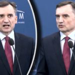 Po wielu miesiącach przesłuchań i analiz komisja śledcza ds. Pegasusa podjęła przełomową decyzję – złożyła zawiadomienie do prokuratury w sprawie byłego ministra sprawiedliwości, Zbigniewa Ziobry.
