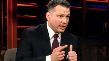 Mentzen: „Codziennie to samo. Rano kłamią, wieczorem udają ofiary”