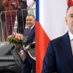 Jesienne słońce odbijało się od murów Zamku Praskiego, kiedy polska para prezydencka wkroczyła na dziedziniec. To był moment symboliczny – pierwsza oficjalna wizyta zagraniczna prezydenta Karola Nawrockiego, a jednocześnie pokaz, jak ważne miejsce w planie dyplomatycznym zajmuje dziś Europa Środkowa. Powitanie, w którym uczestniczyli prezydent Petr Pavel i jego żona Eva Pavlová, miało wszystko: ceremonię, elegancję i polityczny ciężar.