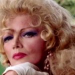 Violetta Villas, a właściwie Czesława Cieślak, była jedną z najbardziej niezwykłych postaci w historii muzyki. Obdarzona cudownym głosem