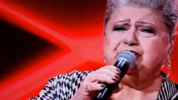 Panika na gali VIVY! Ewa Bem nagle upadła na scenie. Wszyscy ruszyli na pomoc