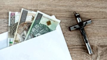 Parafia wskazała zasady kolędy. Nie życzą sobie psów i kapci