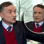 Po trzech miesiącach starań i dwóch wcześniejszych odmowach zapadła decyzja, która realnie uderza w majątek Zbigniewa Ziobry. Sąd zgodził się na zabezpieczenie - w księgach wieczystych pojawiła się hipoteka przymusowa na należących do byłego ministra nieruchomościach.