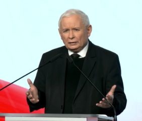 Jarosław Kaczyński przegrywa przed sądem. Sprawa Krzysztofa Brejzy wraca na wokandę