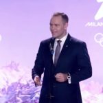 Obecność Karola Nawrockiego we Włoszech, tuż przed startem Zimowych Igrzysk Olimpijskich, szybko stała się tematem medialnych relacji
