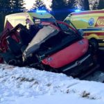 Poranek na drodze między Szelkowem a Makowem Mazowieckim skończył się dramatem, który poruszył lokalną społeczność. Zginęły trzy osoby przewożone busem do szpitala. Teraz sprawą zajęła się prokuratura - i pojawiają się pierwsze, konkretne ustalenia śledczych.