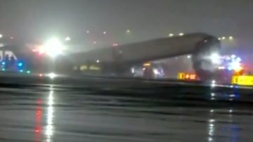 Tragedia na lotnisku LaGuardia. Samolot Air Canada zderzył się z pojazdem, są ofiary