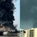 torkowe popołudnie przyniosło niepokojące obrazy z Zatoki Omańskiej: czarny dym nad Fudżajrą, alarm w przemysłowej strefie naftowej i natychmiastowe pytania o to, czy konflikt w regionie zaczyna uderzać w energetyczne „węzły” świata. Władze Zjednoczonych Emiratów Arabskich przekazały, że doszło do pożaru związanego z upadkiem szczątków przechwyconego bezzałogowca. Skala medialna była ogromna, a rynki zareagowały nerwowo.