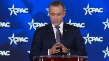 Nawrocki przemawiał w USA. To nie sam wyjazd, ale finał wystąpienia przyciągnął największą uwagę