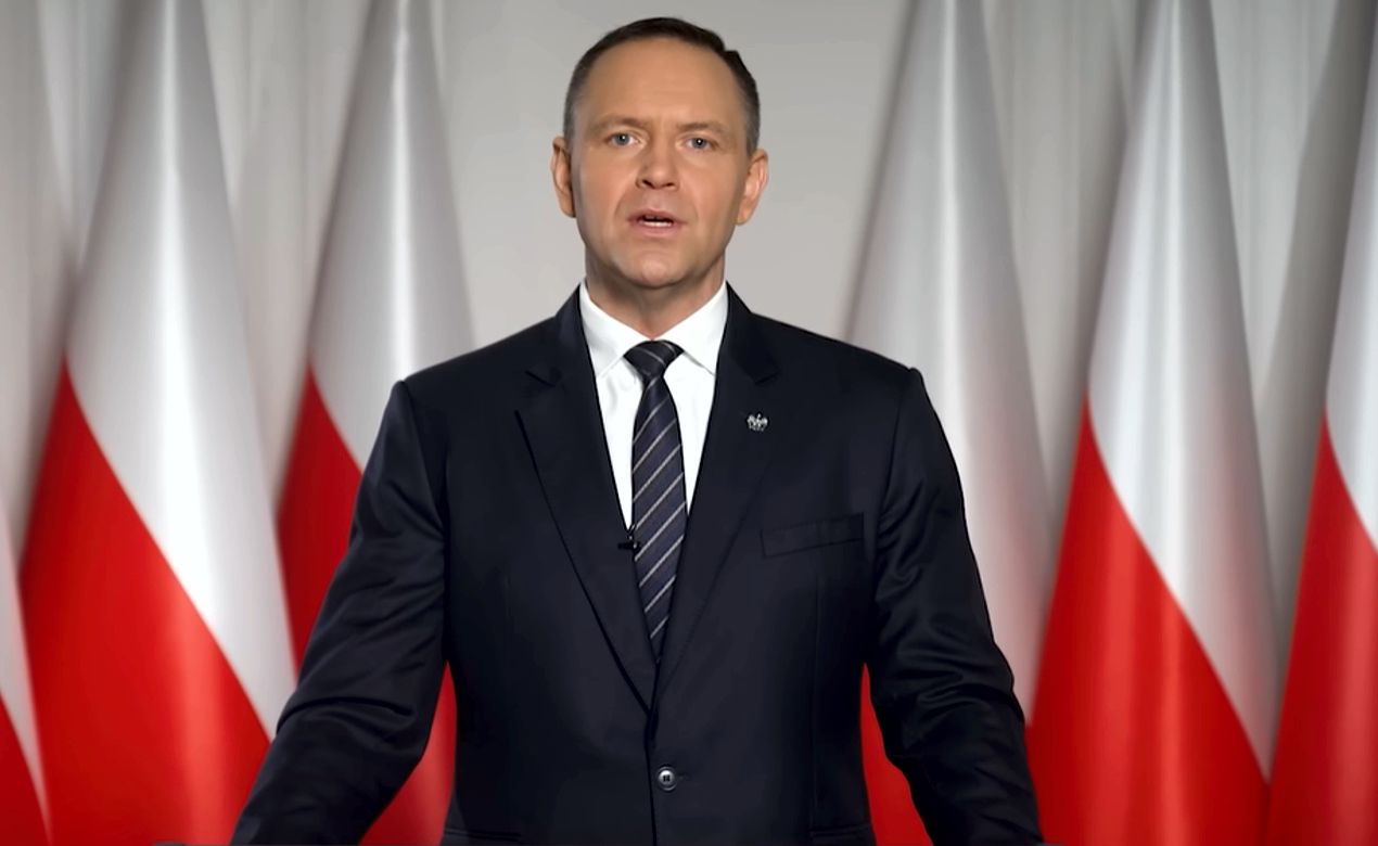 Decyzja prezydenta Karola Nawrockiego o zawetowaniu ustawy dotyczącej unijnego programu SAFE wywołała ogromne poruszenie nie tylko w Polsce, ale także w zagranicznych mediach.