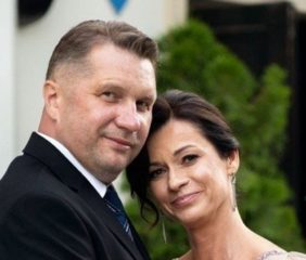 Oto kim jest żona Przemysława Czarnka. Jakimś cudem wszystkim to umknęło