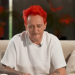 Ledwo Michał Wiśniewski potwierdził, że jego piąte małżeństwo dobiega końca, a już znów zrobiło się o nim głośno. Lider Ich Troje najpierw poinformował fanów o rozstaniu z Polą Wiśniewską, chwilę później wypuścił nową piosenkę, a teraz opowiedział o sytuacji, która mocno go zaskoczyła. Tym razem nie chodziło jednak o życie prywatne, lecz o zwykłą wizytę na stacji benzynowej.