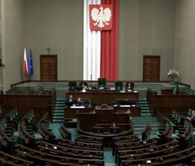 Sejm właśnie zajął się wetem Nawrockiego. Wyniki głosowania
