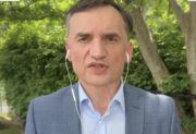 MSZ reaguje na pobyt Zbigniewa Ziobry w USA. Wysłano oficjalną notę do ambasady