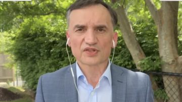 MSZ reaguje na pobyt Zbigniewa Ziobry w USA. Wysłano oficjalną notę do ambasady