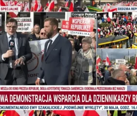 Protest w obronie TV Republika w Warszawie. Padły ostre słowa pod adresem rządu