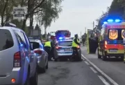 Tragiczny wypadek na DW 796. Nie żyje 66-letni kierowca, wśród rannych są dzieci