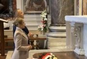Karol Nawrocki oddał hołd św. Janowi Pawłowi II. Wyjątkowa uroczystość w Watykanie