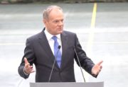 Donald Tusk ogłosił wielki przełom. Polska dostanie ponad 180 mld zł z programu SAFE