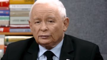 Kaczyński zwróci order Ukraińcom. „Wyraz lojalności”