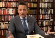 Rafał Trzaskowski odpowiada na zarzuty ws. Szpitala Południowego. Na sali padły ostre słowa