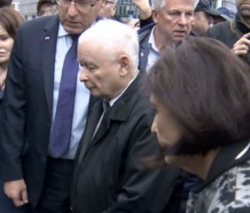Dantejskie sceny na miesięcznicy smoleńskiej. Starcie Kaczyńskiego z policją. Finał zszokował wszystkich