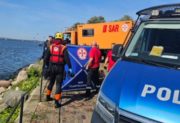 Tragedia w Chałupach. Z Zatoki Puckiej wyłowiono ciało, na miejscu policja i prokurator