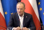 Donald Tusk podjął pilną decyzję. Chodzi o wypadek polskiego autokaru na Węgrzech