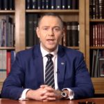 Karol Nawrocki podczas obchodów Święta Wojska Polskiego mówił o bohaterach polskiej historii. Jedno z użytych sformułowań wzburzyło tłumy