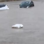 Potężne ulewy i błyskawiczne powodzie uderzyły w Katalonię. Dwie osoby nie żyją, jedna jest zaginiona. Dla części regionu wydano czerwony alert.